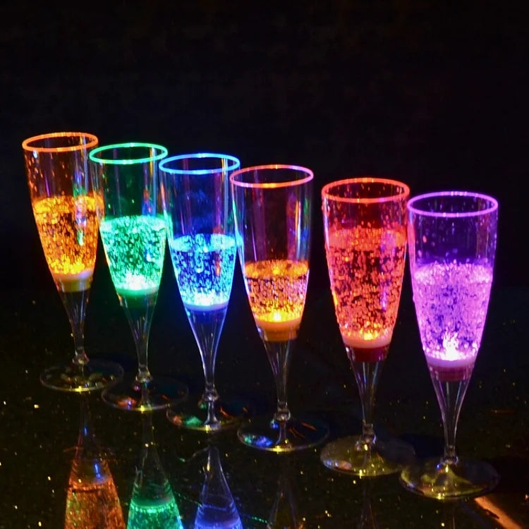 Glowship - LED Illuminated Wine Glass Set (6 pieces)
