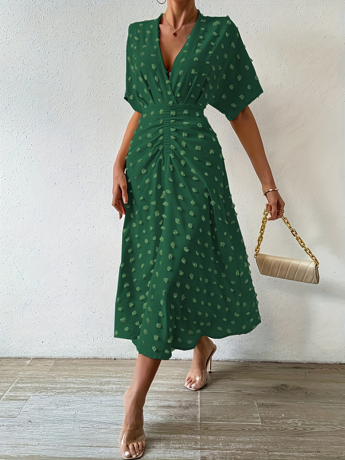 Selma - Comfortable V-neck pleated midi dress