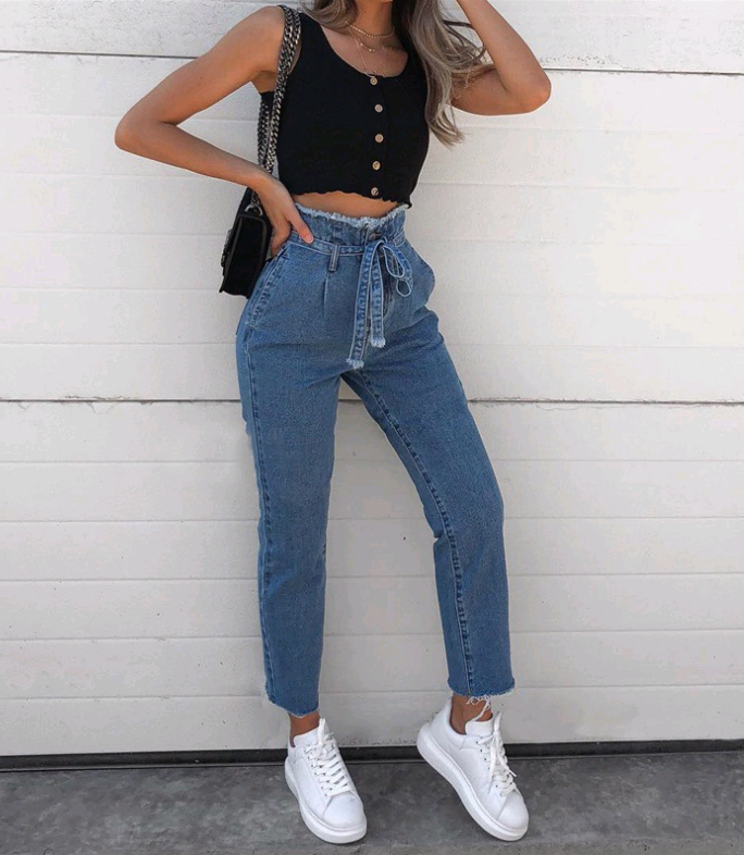 Misaki | High-waisted jeans with front ribbon belt detail