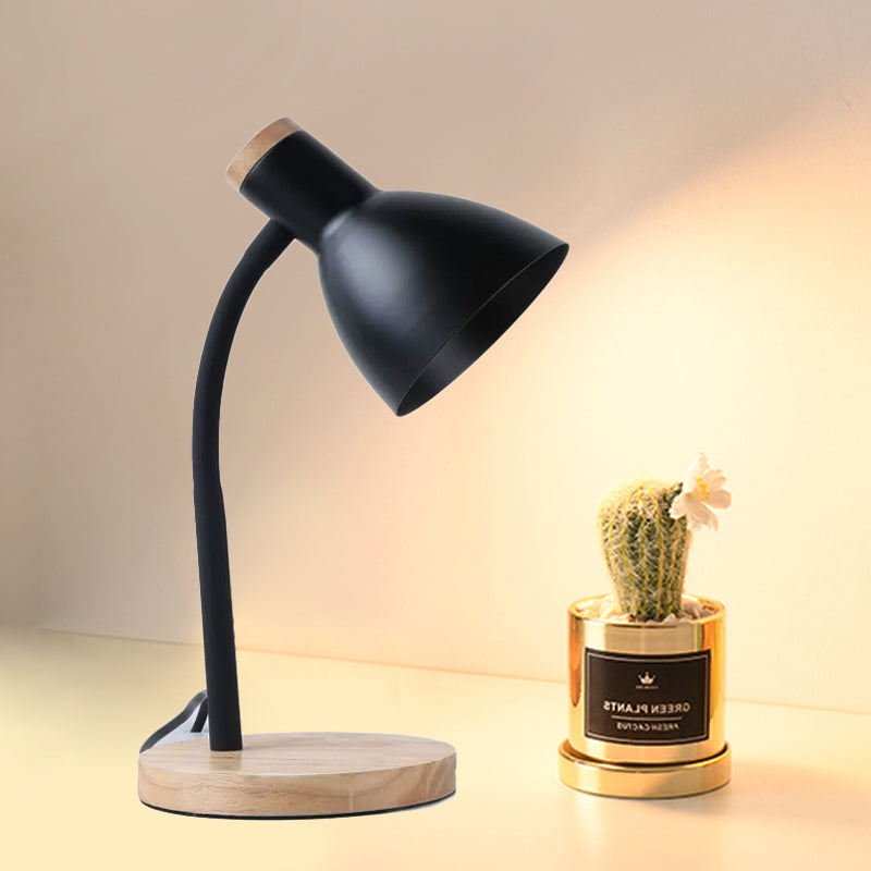 Luma Bend Slim LED table lamp with flexible neck and wooden base