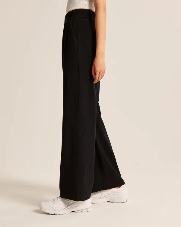 Mia: Elegant and effortless pants