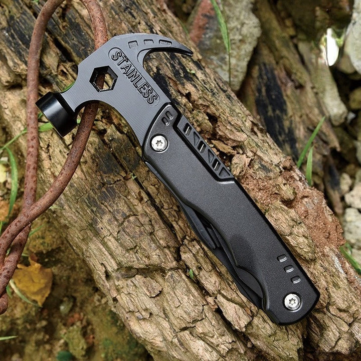 Hammer Pro - A compact multitasking hammer