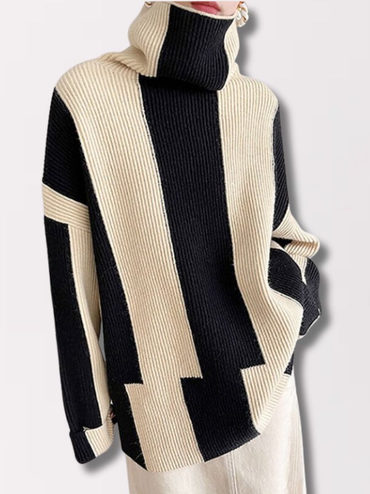 Hilary - Chic block print sweater