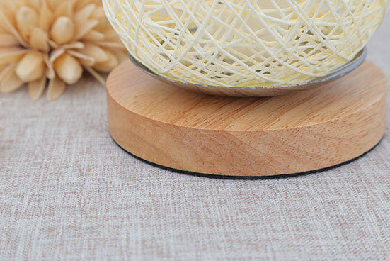 調光可能で装飾的な籐ボール LED テーブルランプ