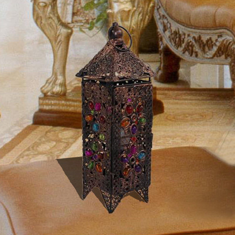 Zafira – an eclectic metal night lamp with bohemian charm