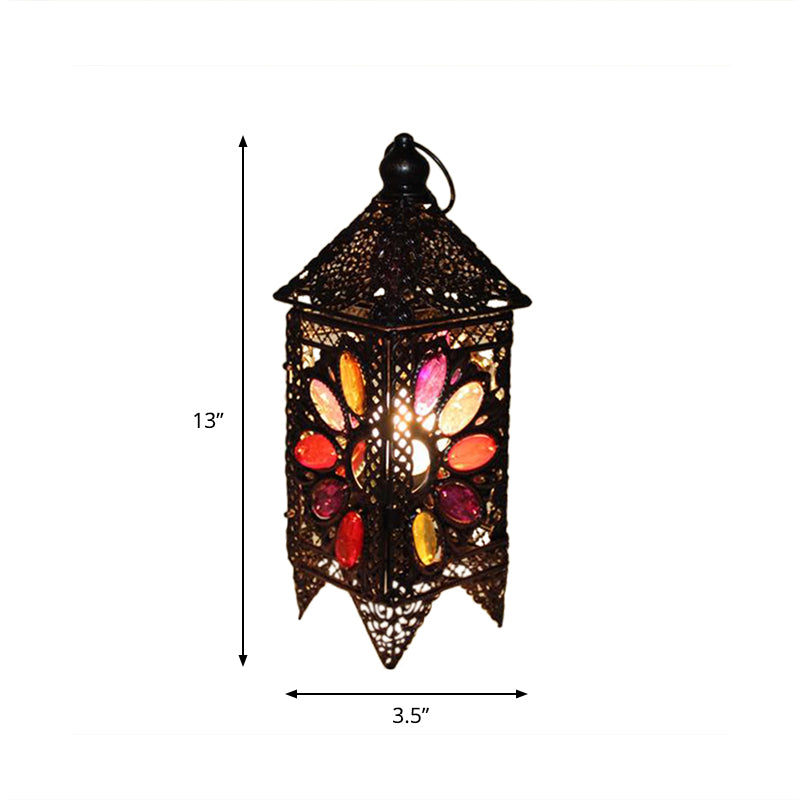 Zafira – an eclectic metal night lamp with bohemian charm