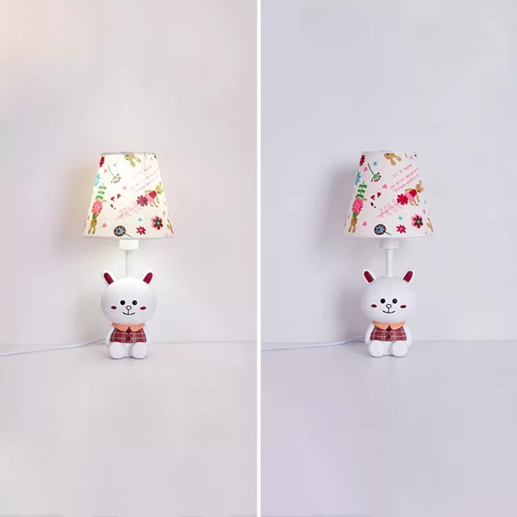 Furrylight – A quirky animal-shaped reading lamp