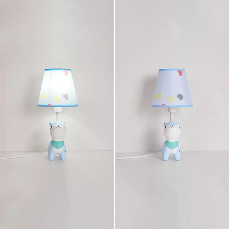 Furrylight – A quirky animal-shaped reading lamp