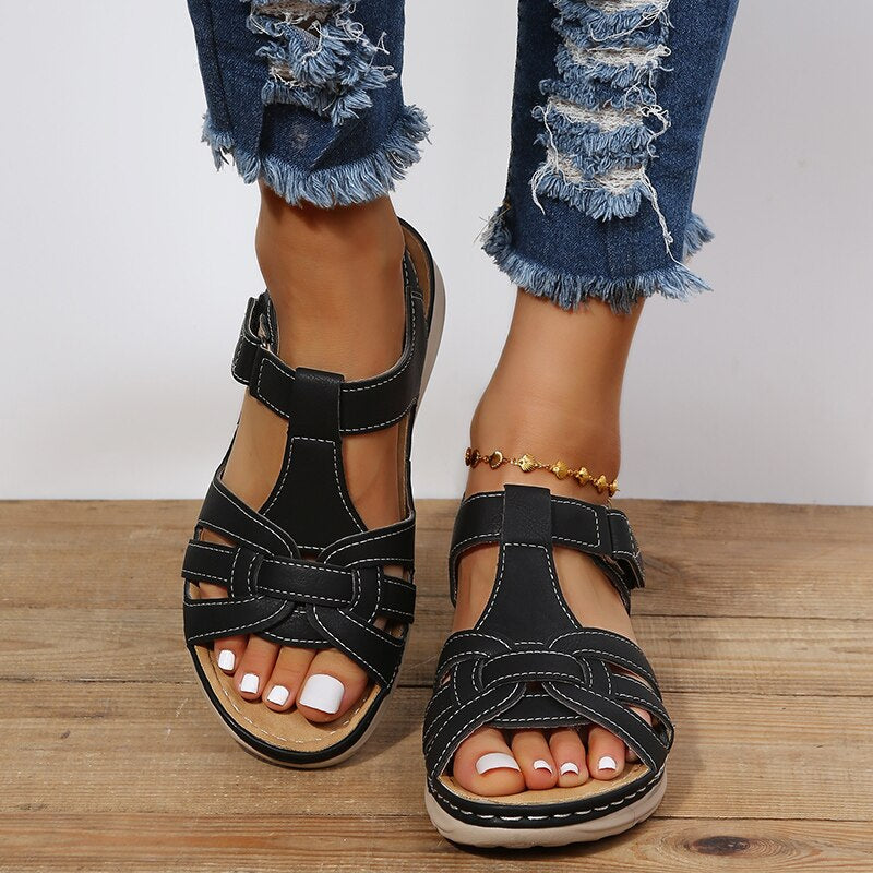 Sierra - Fashionable open-toe sandals