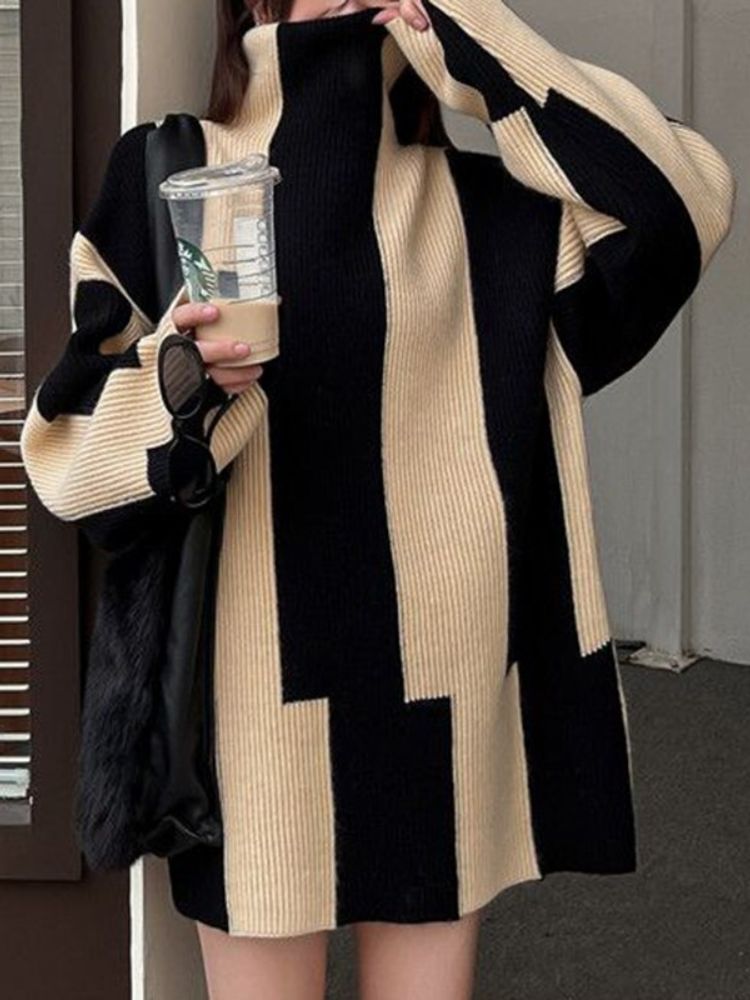 Hilary - Chic block print sweater