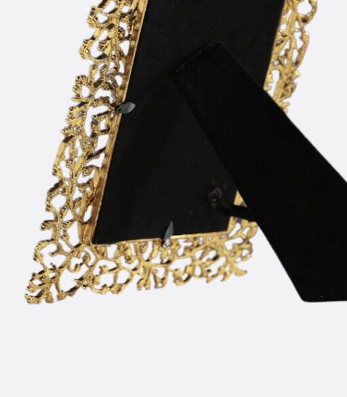 Florentine style - Elegant leaf-design frame inspired by nature