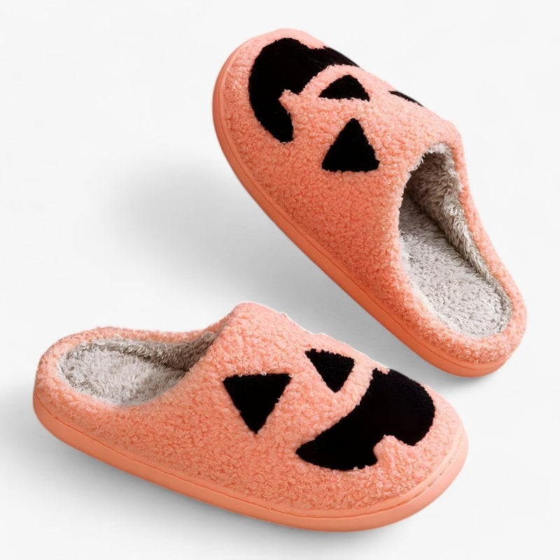 Monica Halloween Slippers – Classic pumpkin-themed slippers
