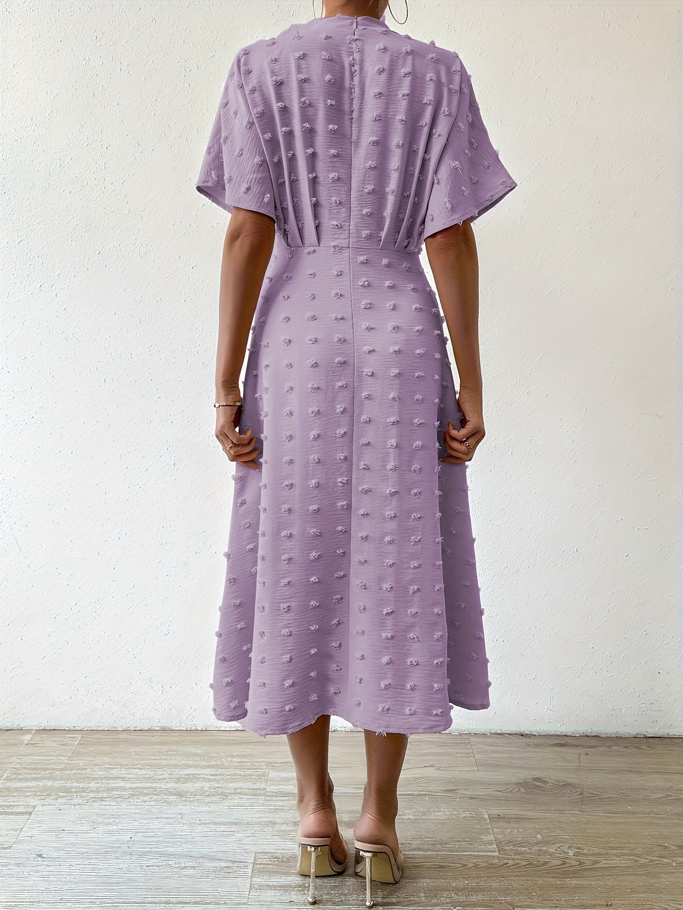 Selma - Comfortable V-neck pleated midi dress