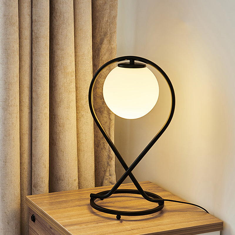 Crosstique – modern iron linear bedside lamp
