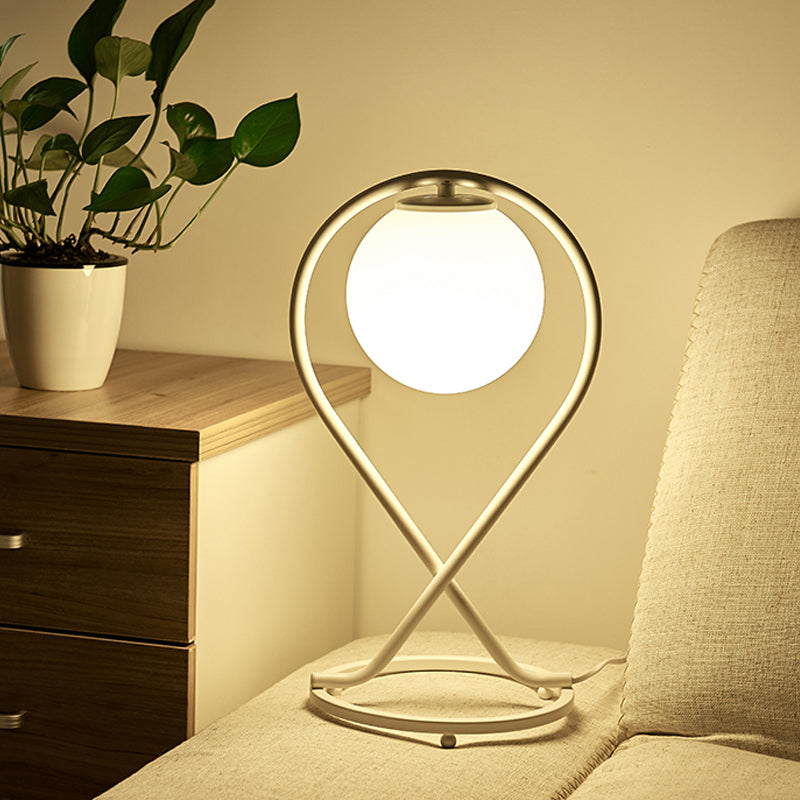Crosstique – modern iron linear bedside lamp