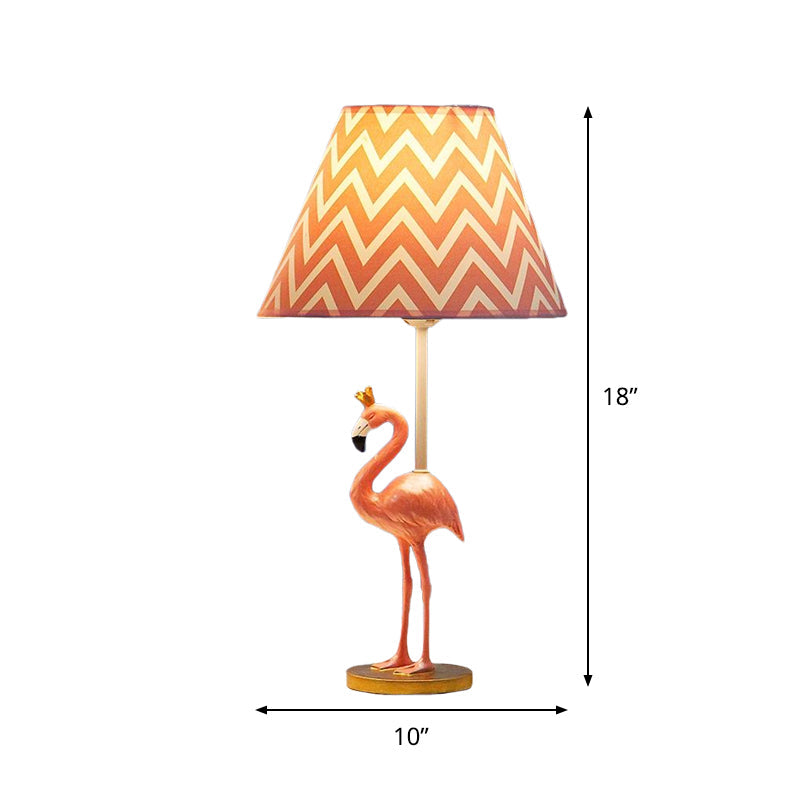 Pinkro – Whimsical Flamingo Resin Lamp