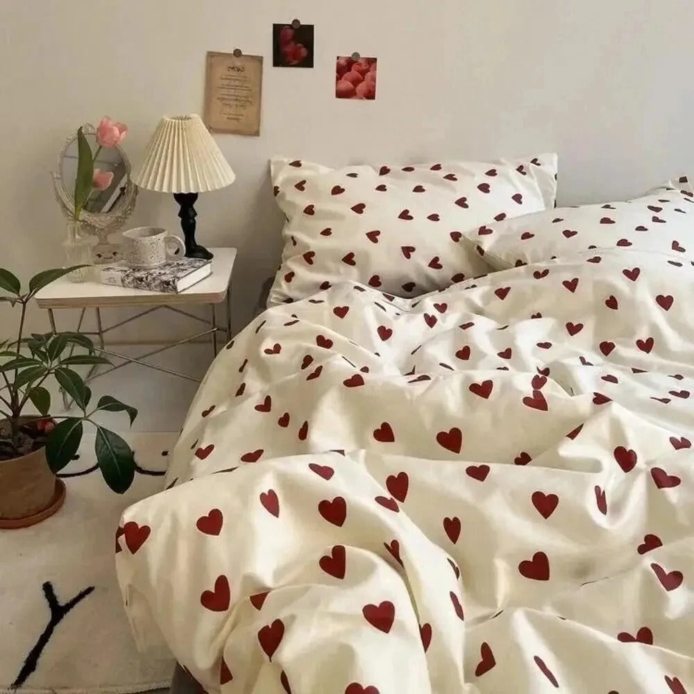 Velvet Heart - Heart-themed duvet cover