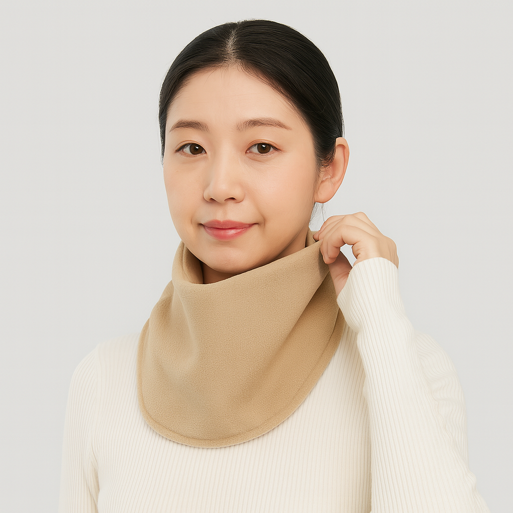 Albella | A velvet scarf perfect for warm winter days