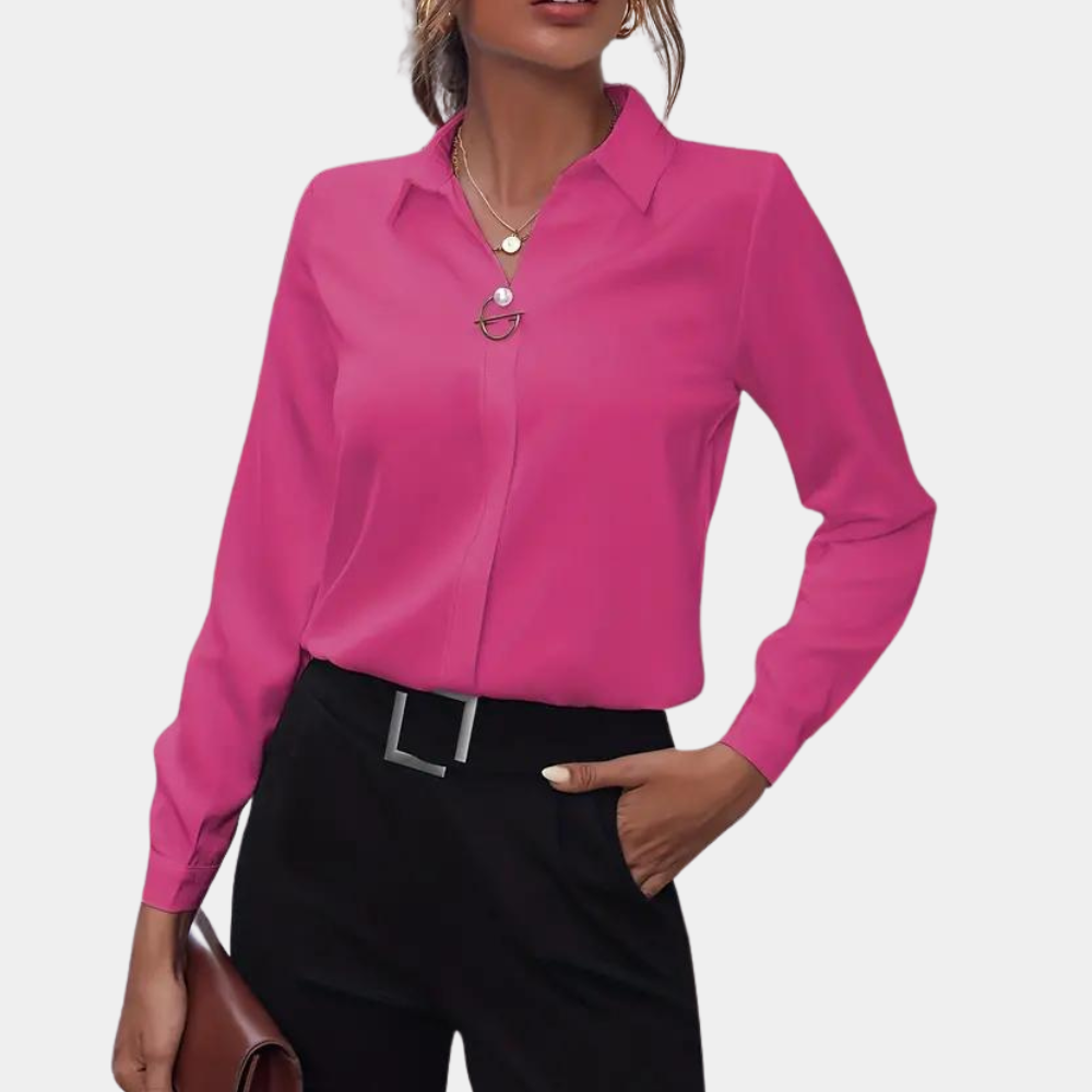Carla - Simple women's blouse