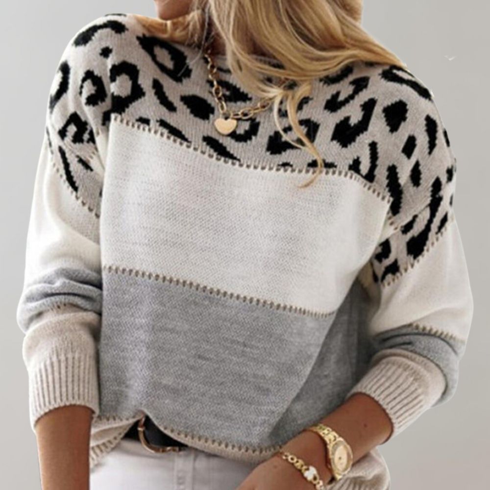 Augusta - Elegant leopard print crew neck sweater