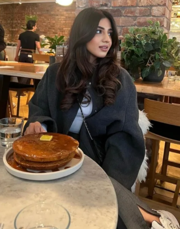 Marika - Elegant Spring Jacket