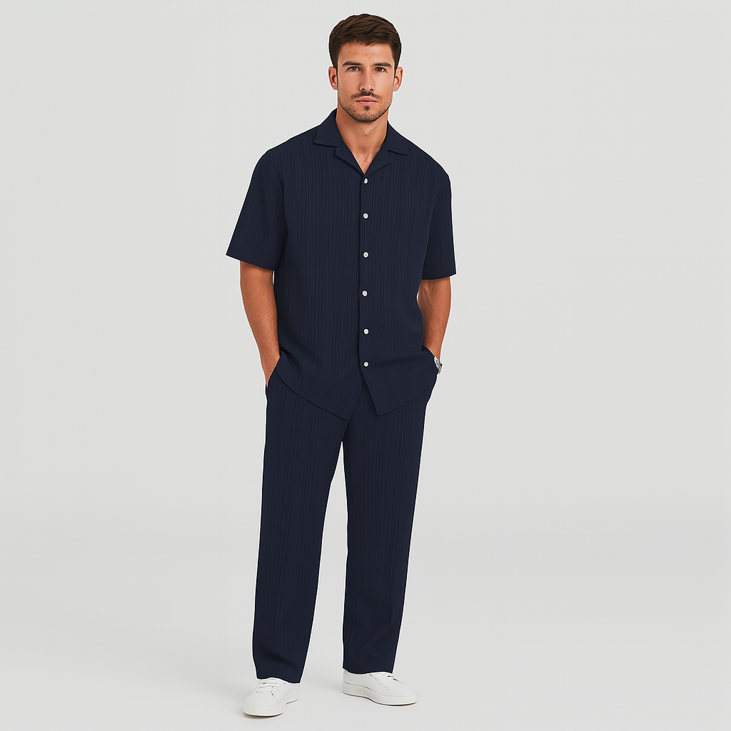 Men's striped short sleeve tracksuit - button-down collar top and pants with elastic waistband
