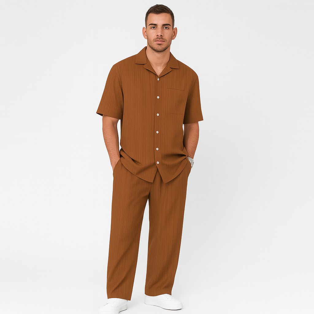 Men's striped short sleeve tracksuit - button-down collar top and pants with elastic waistband