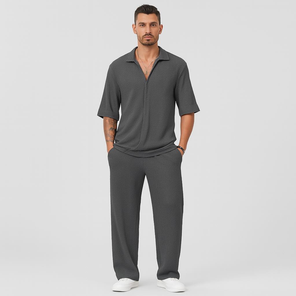 Men's two-piece suit - A stylish casual outfit consisting of a long-sleeved shirt and matching trousers