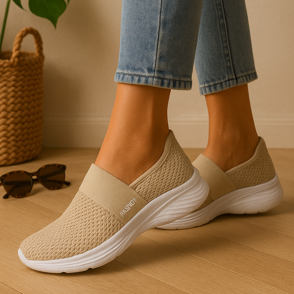 Women's slip-on slippers - breathable mesh upper, soft padded insole, durable rubber sole