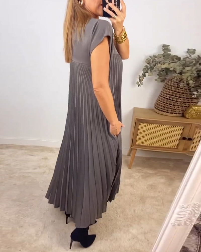 Zuria - Pleated Sleeveless Dress