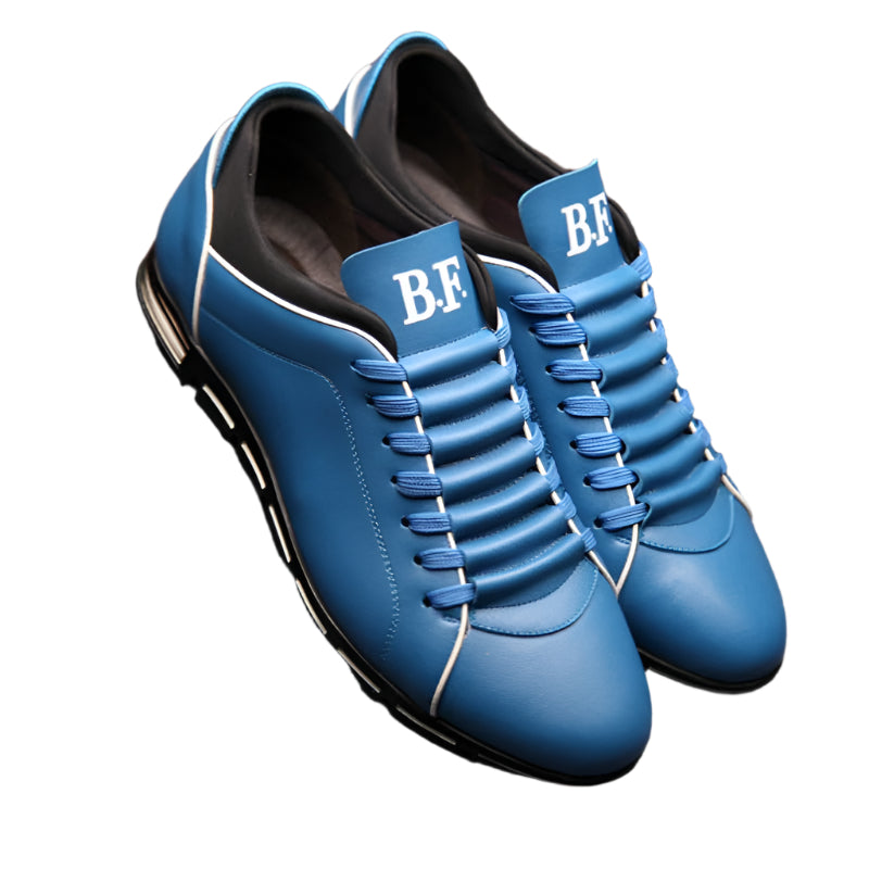 ケン - スタイリッシュなレースアップスニーカー