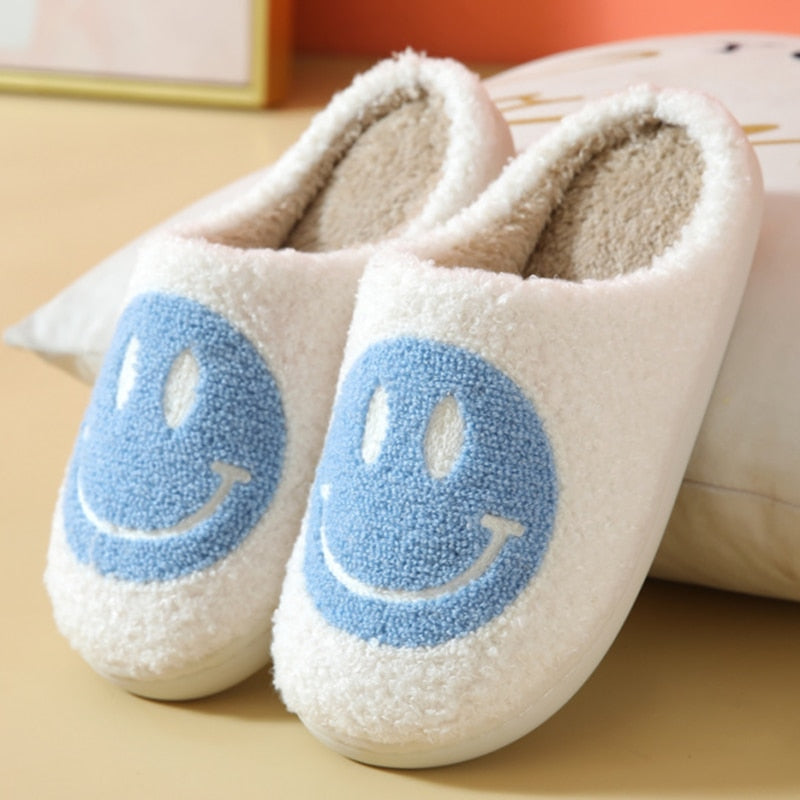 Warm Smile Fluffy and comfortable slippers