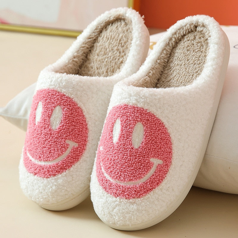 Warm Smile Fluffy and comfortable slippers