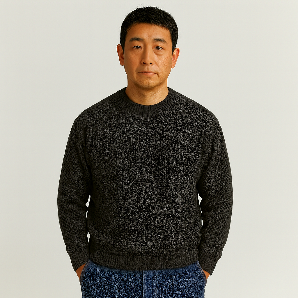 Leo | Distressed Knit Sweater