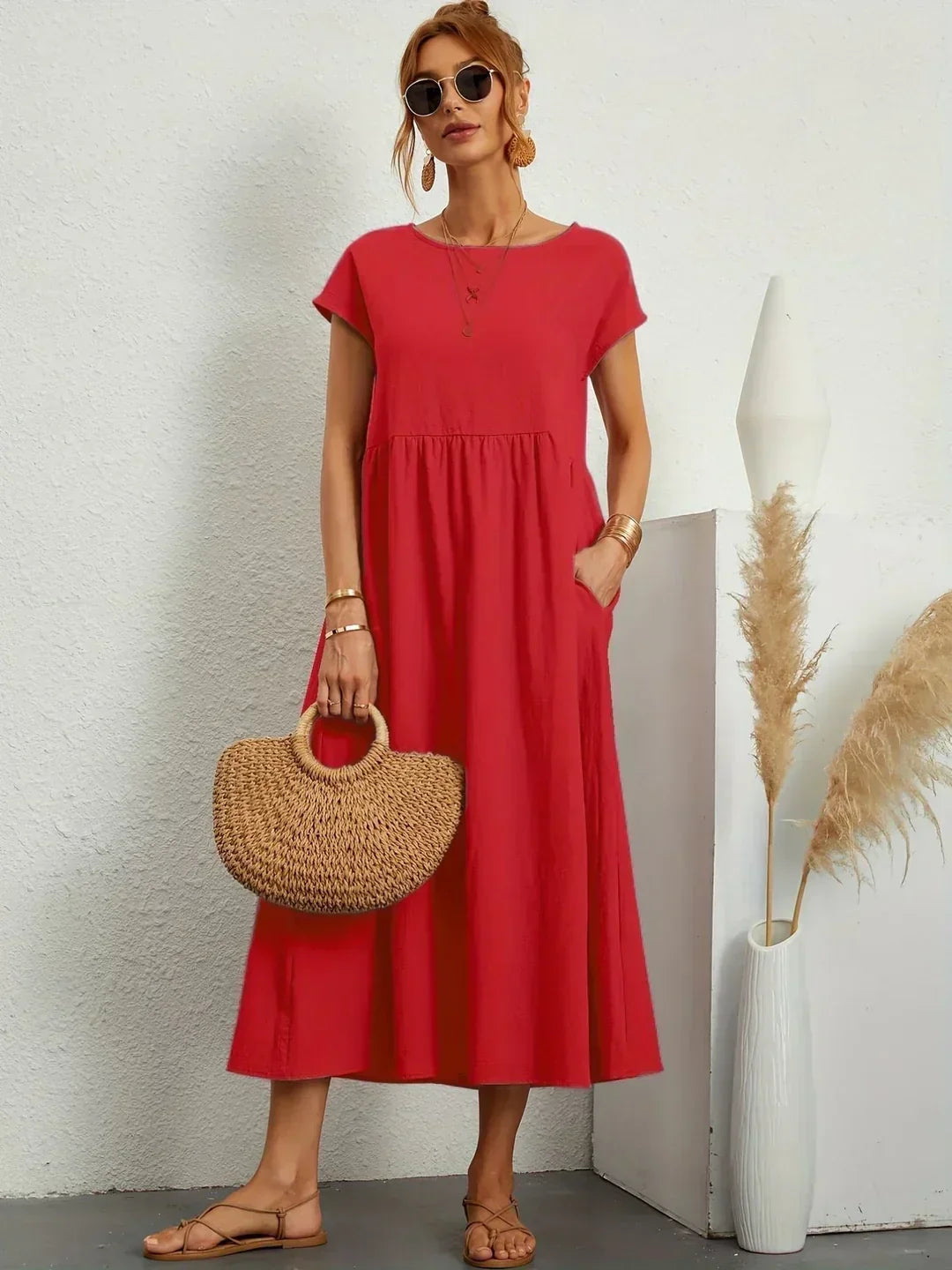 Lightweight dress in soft cotton with pockets