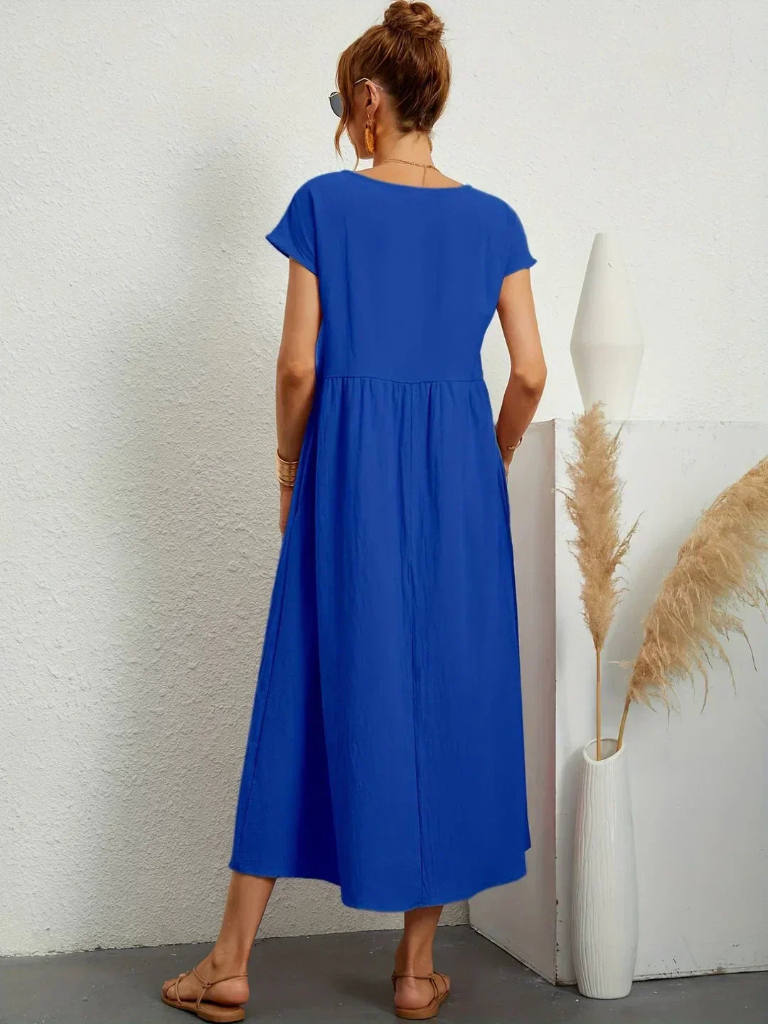 Lightweight dress in soft cotton with pockets