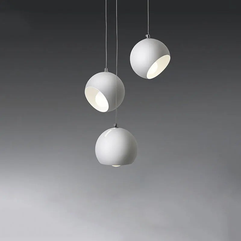 Celestic - A charming modern chandelier