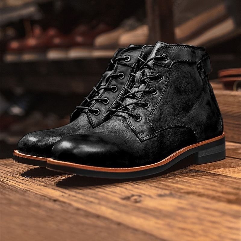 Oscar - Stylish and comfortable lace-up boots