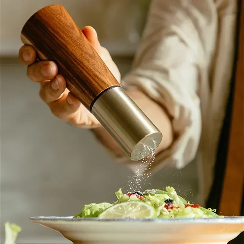 Elbel - An elegant pepper mill for freshly ground pepper