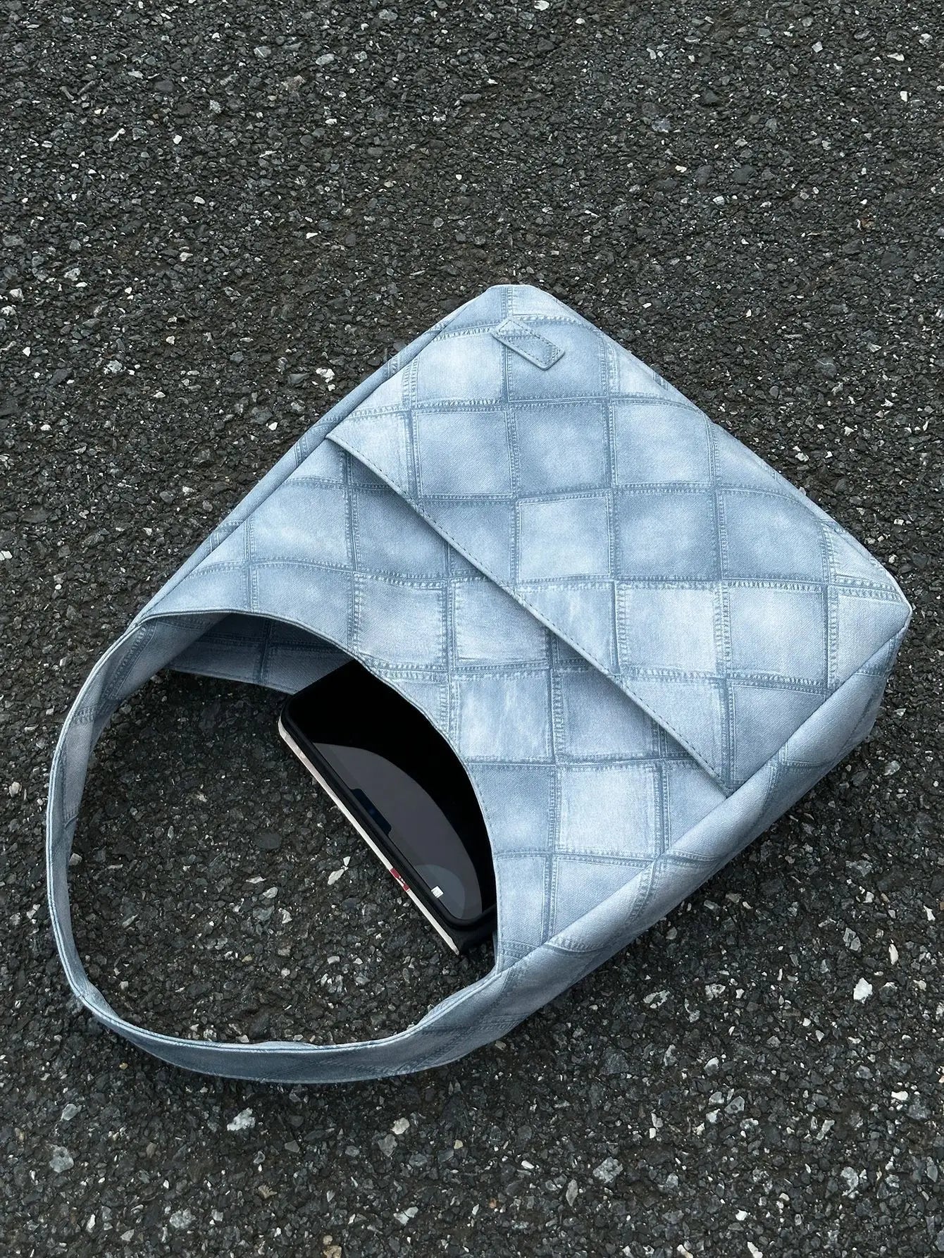 ユカ・スタイリッシュ・クロスボディバッグ