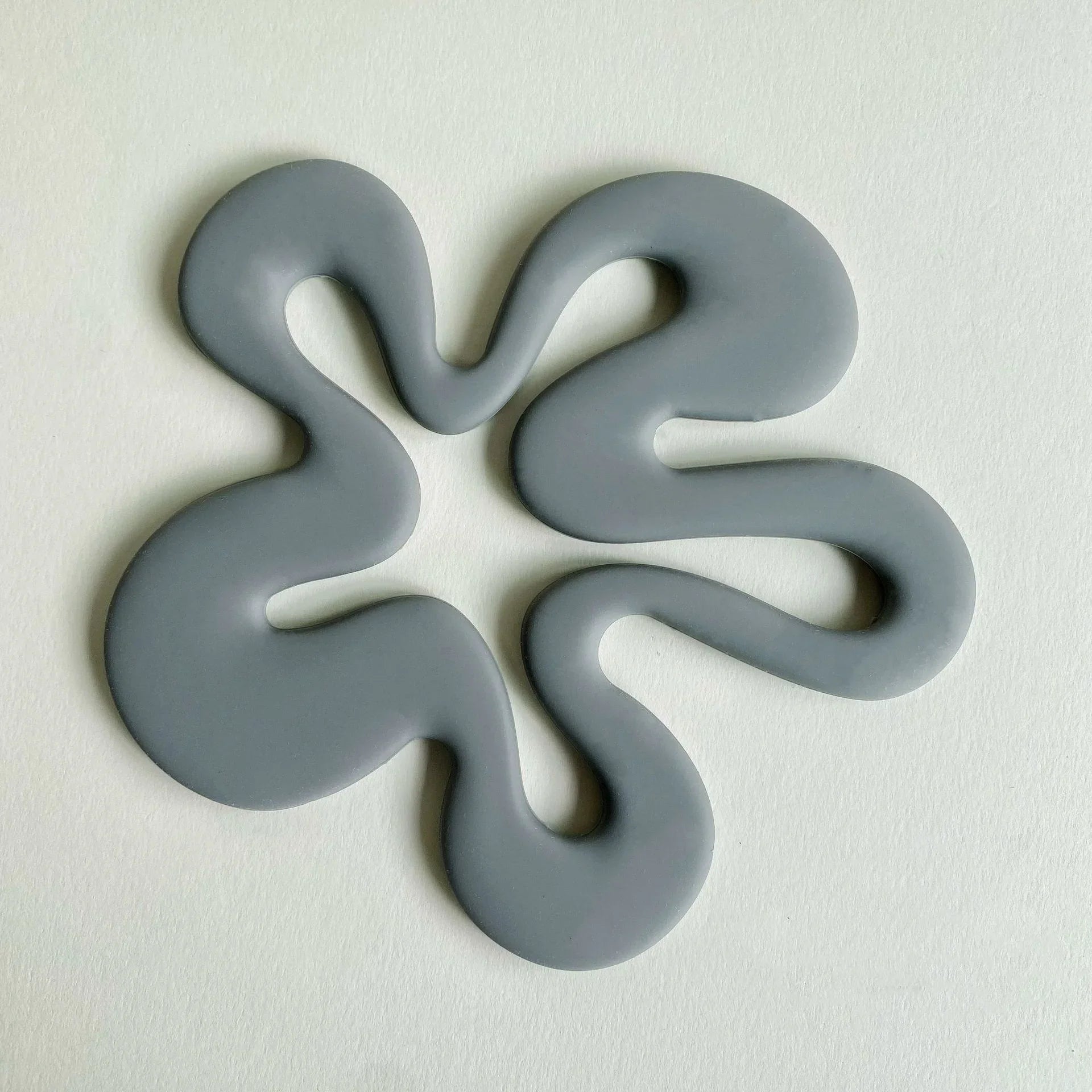 Nordic style flower-shaped silicone mat