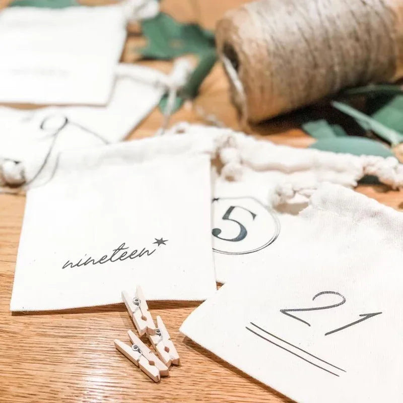 アドベントカレンダーバッグ、クリスマスイブニングストッキング、玄関の飾り