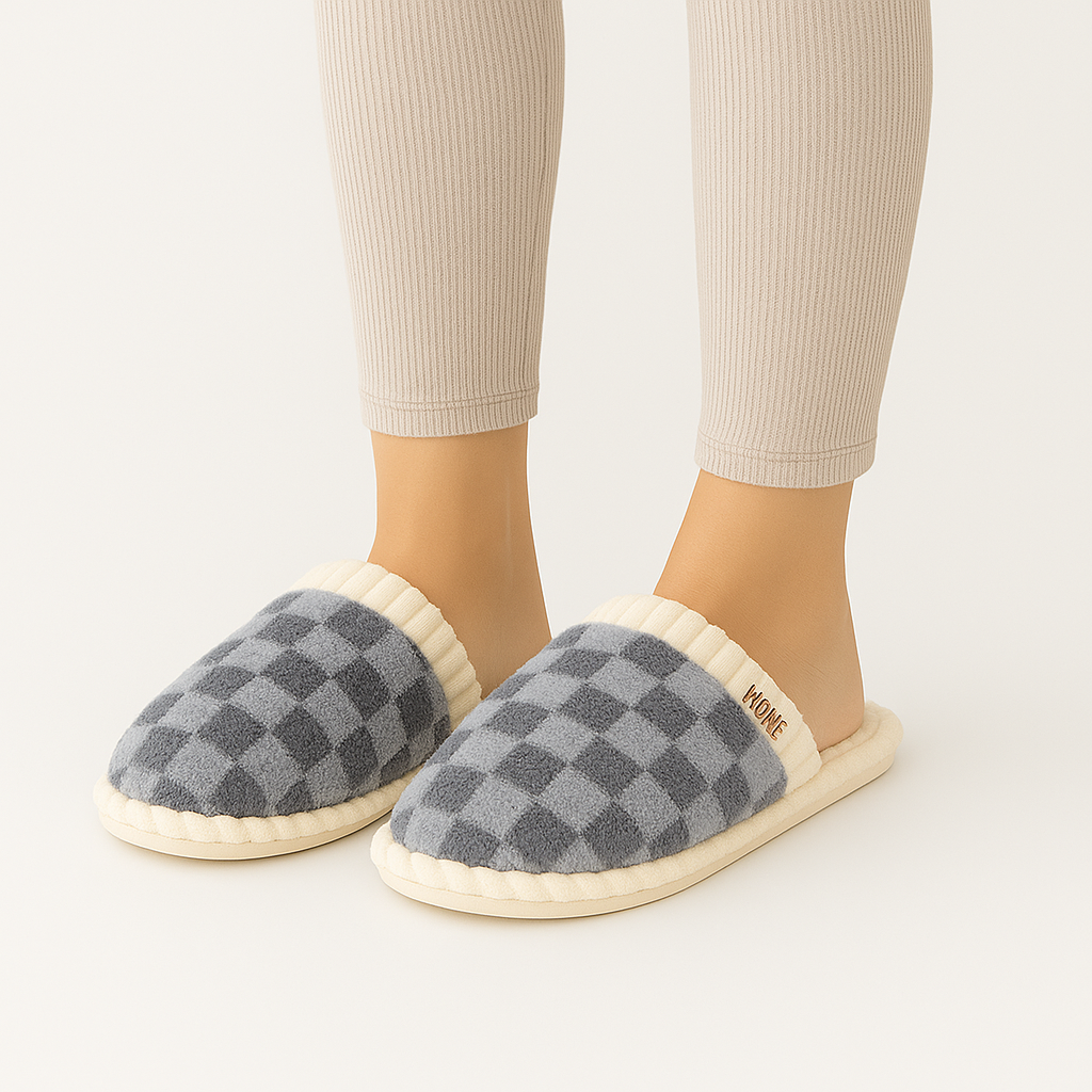 Selene | Fluffy winter slippers