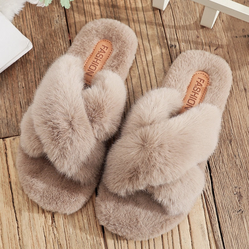 Akira - Plush, Non-Slip Flat Slippers