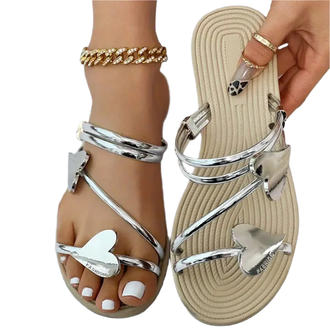Marie - Elegant sandals with heart-shaped straps