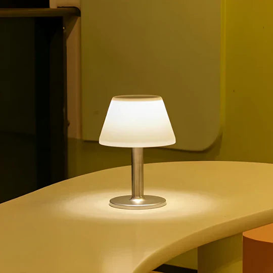 Lumasol - Elegant Solar Table Lamp