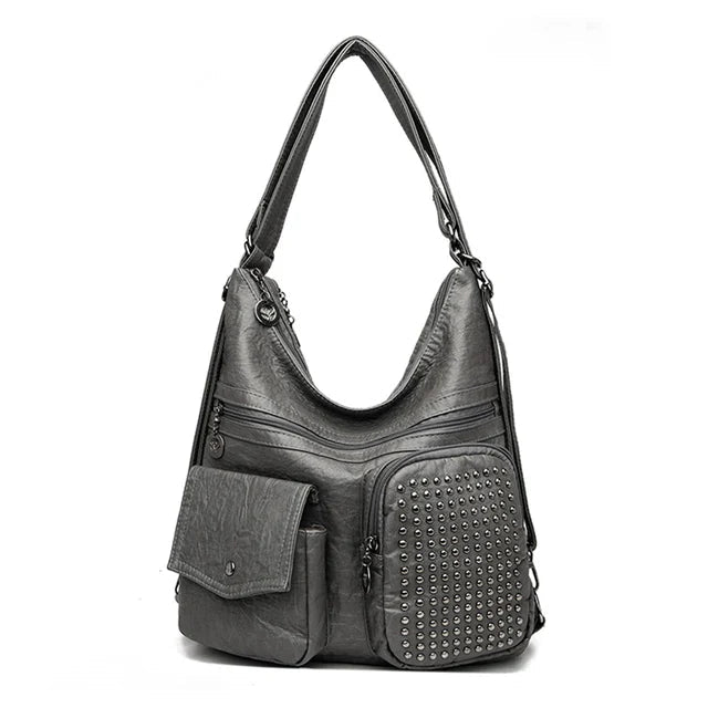 オルガ - スタッド付きバックパック