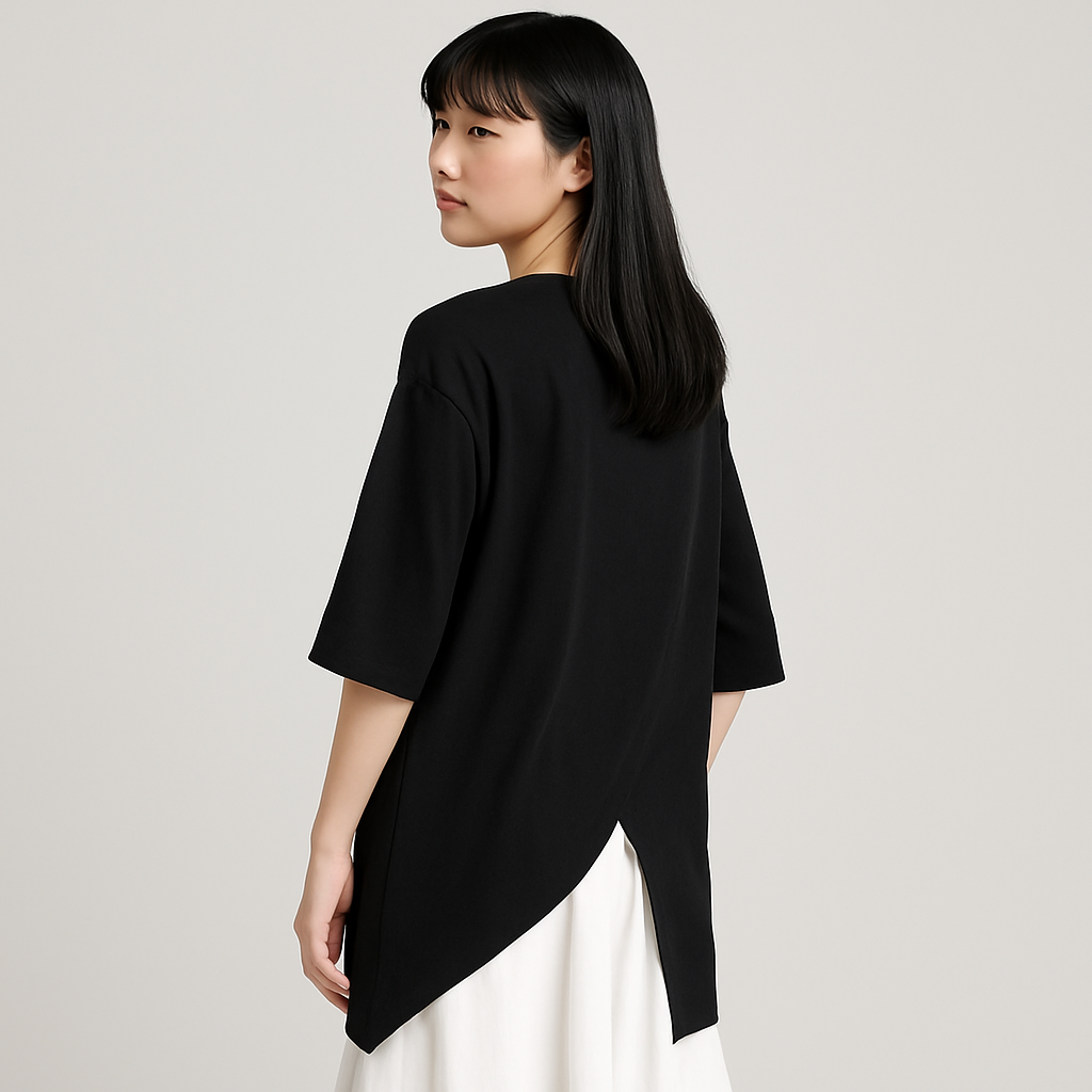 Yuriko | Sophisticated long sleeve blouse