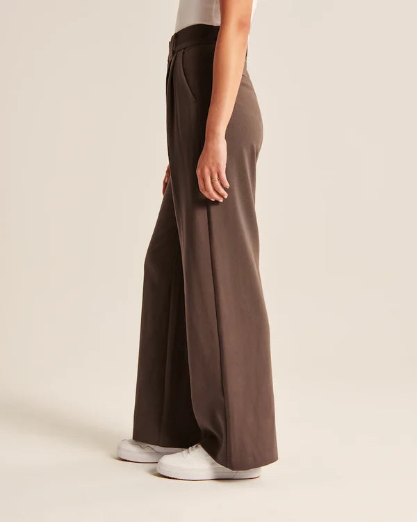 Mia: Elegant and effortless pants