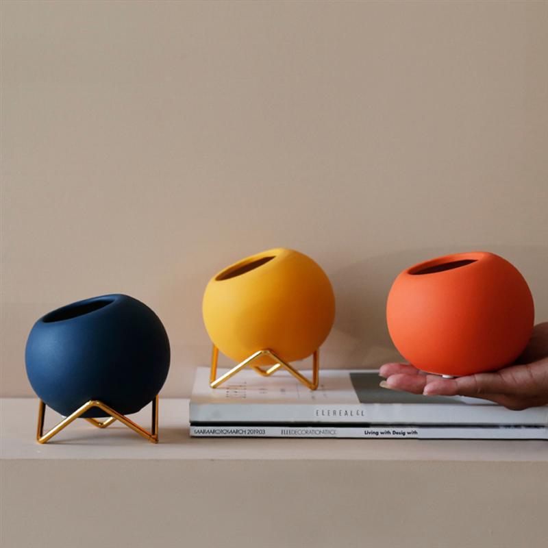 Luma Planters - Abstract Plant Pots